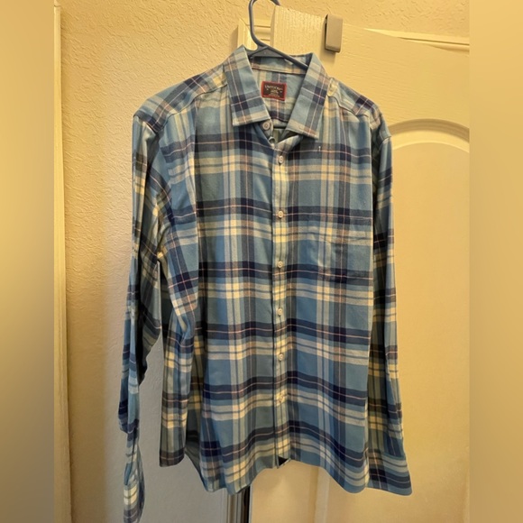6 mens large Untuckit brand shirts - Picture 2 of 6